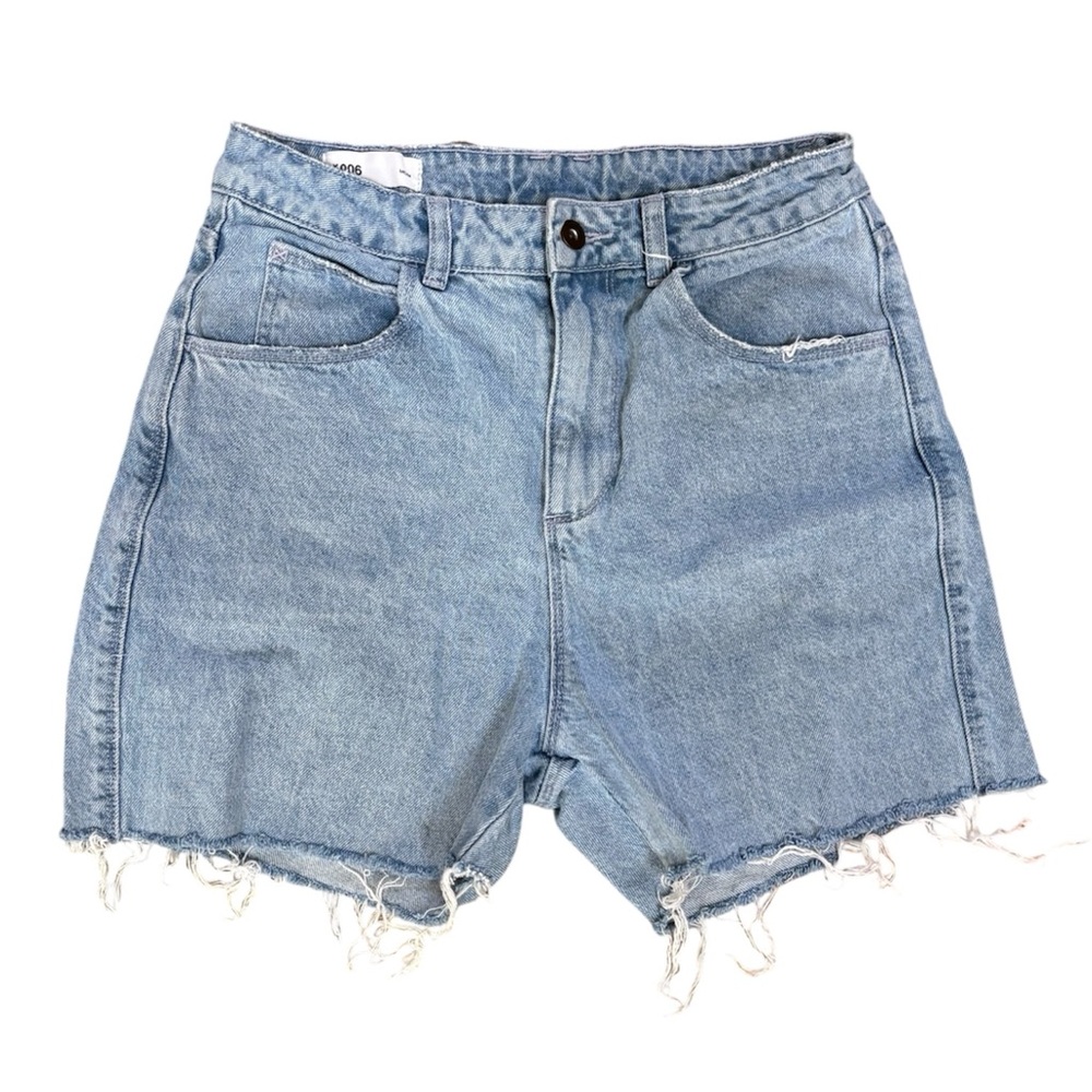 ASOS Collusion x006 Mom Jean Shorts Light Wash 28W
